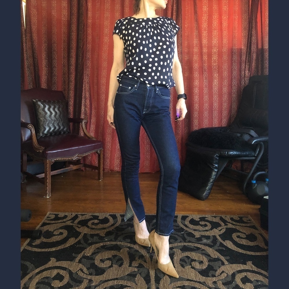 GRLFRND Karolina Jeans Dark Wash w Side Slits 25